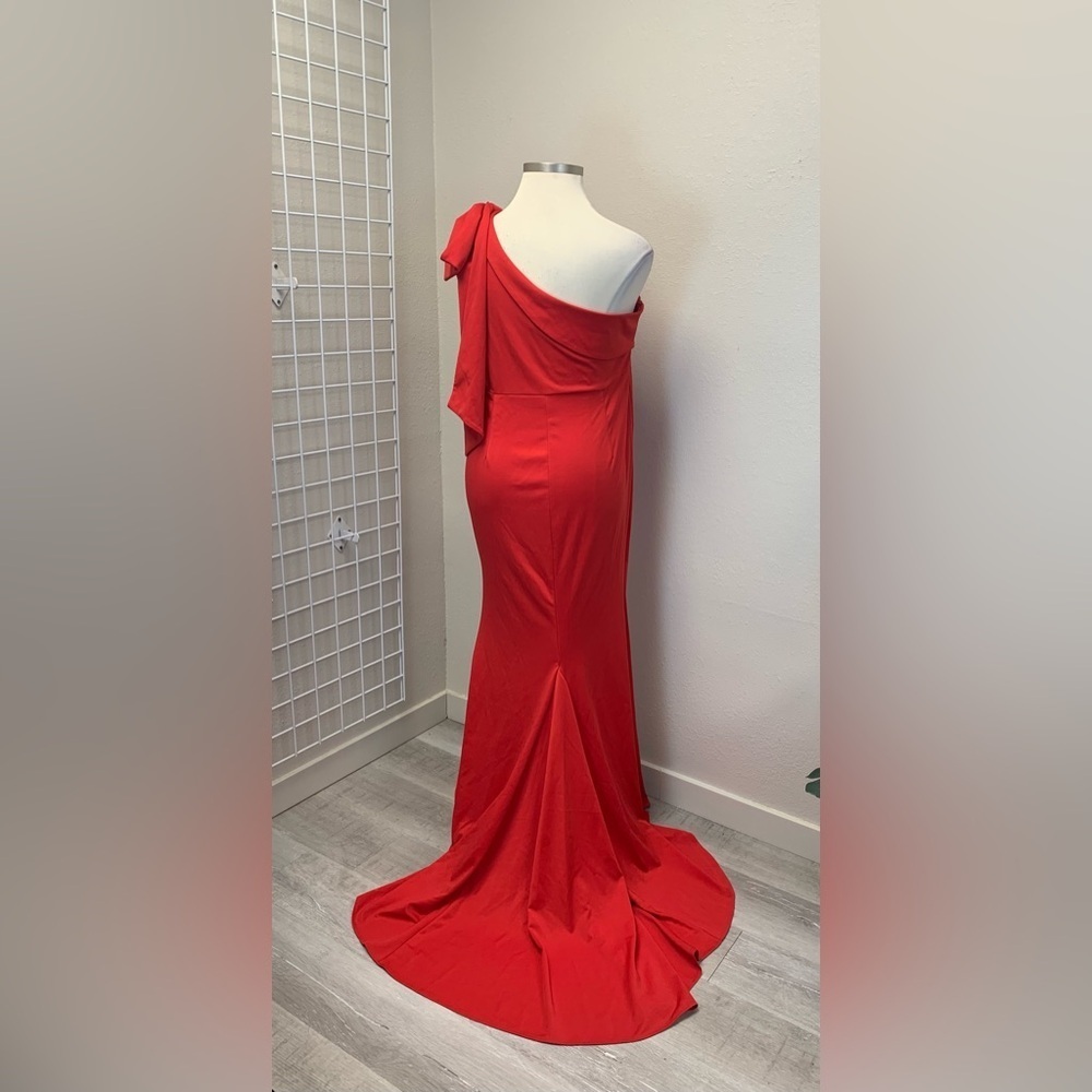 Faeriesty PLUS SIZE One-Shoulder Red Dress 4x